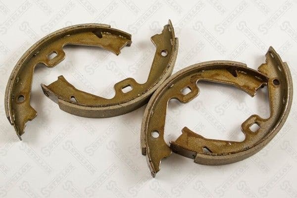 Brake Shoe Set 715 100-SX