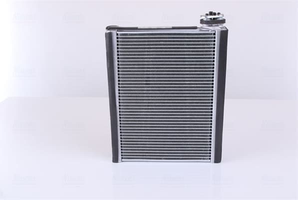 Evaporator, air conditioning 92368 - image 3