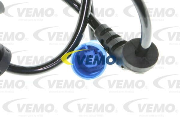 Sensor, wheel speed Original VEMO Quality V20-72-0485 - image 2
