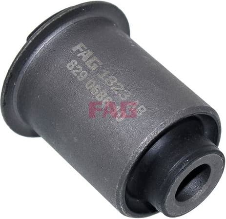 Mounting, control/trailing arm 829 0686 10