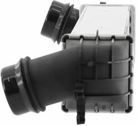 Charge Air Cooler 8ML 366 470-961 - image 4