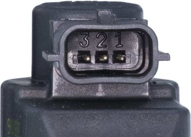 047600 - image 3