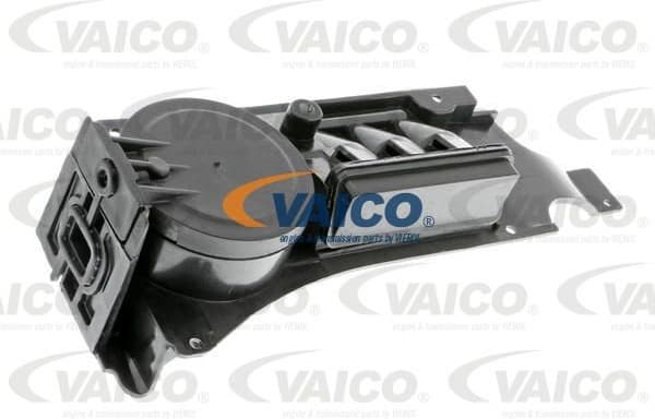 Oil Separator, crankcase ventilation Original VAICO Quality V104601